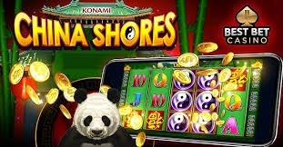 Bàn chơi Live Casino trực tuyến với dealer thật và chip đầy màu sắc